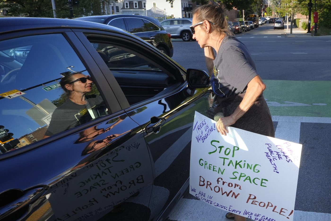 Boston plans to renovate a crumbling stadium for its new women's soccer team. Not everyone is happy | iNFOnews.ca