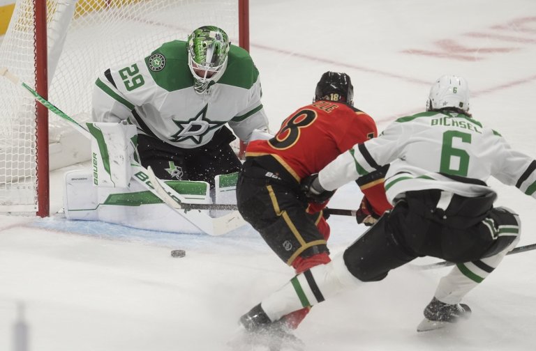 Hintz caps Stars' comeback with overtime goal in 3-2 win over Senators | iNFOnews.ca