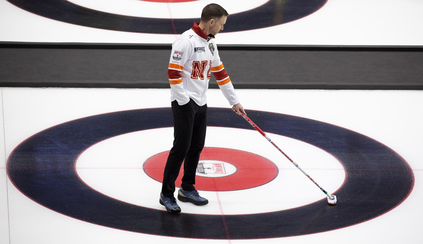 High-performance director, author, TV analyst: Gushue busy since hanging up broom | iNFOnews.ca High-performance director, author, TV analyst: Gushue busy since hanging up broom | iNFOnews.ca