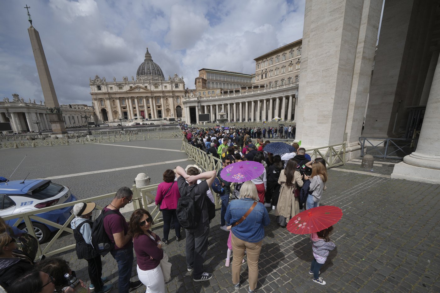 PHOTO COLLECTION: Vatican Pope Francis Lying in State | iNFOnews.ca