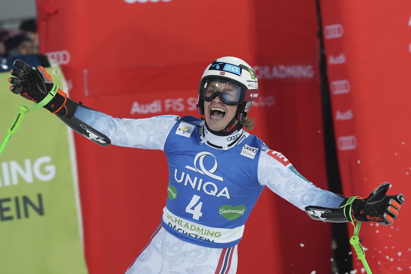 Steen Olsen leads Norwegian 1-2 in rain-affected GS. World champion Odermatt finishes 3rd | iNFOnews.ca