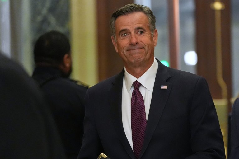 CIA director meets Venezuela's acting president in Caracas | iNFOnews.ca