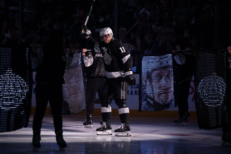 The LA Kings say captain Anze Kopitar is week to week with a foot injury | iNFOnews.ca