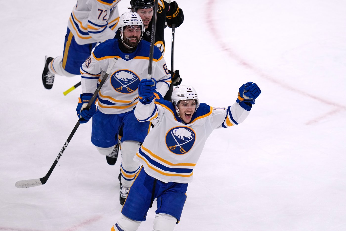 Sabres host Canadiens in 2nd round with youthful teams eager to go on long playoff run | iNFOnews.ca
