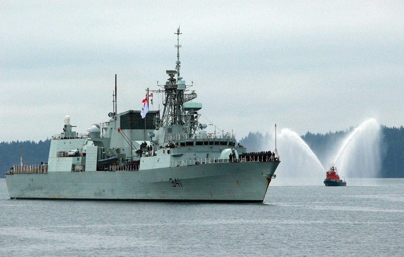 Navy commander relieved of his duty mid-deployment over 'loss of confidence' | iNFOnews.ca