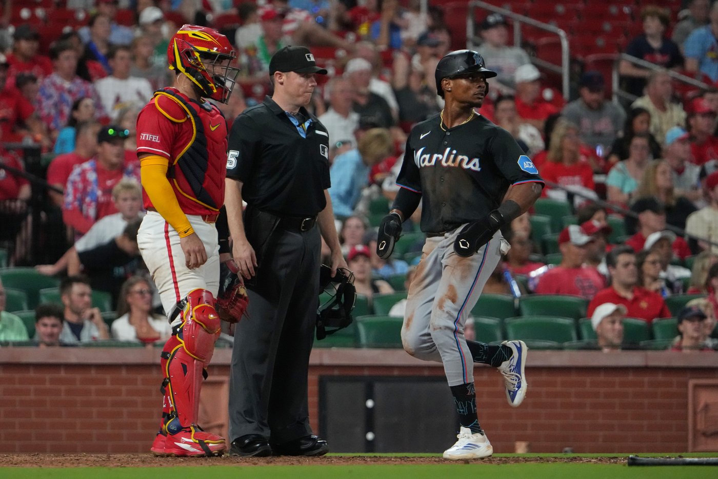 Max Meyer leads the Marlins to a 4-0 win over the Cardinals to improve his record to 9-0 | iNFOnews.ca