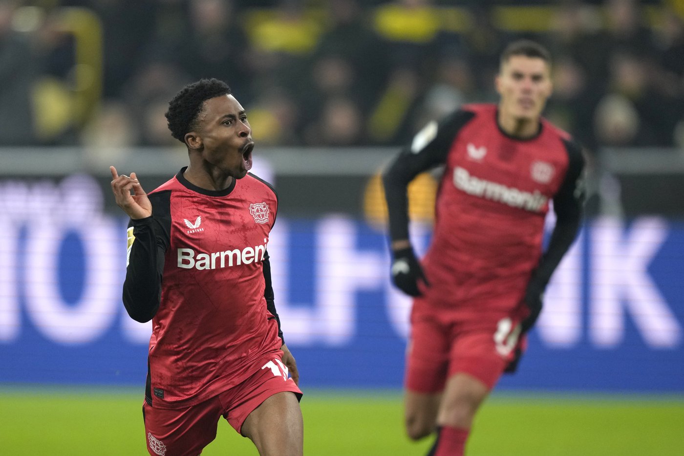 Leverkusen kicks off 2025 with win over illness-hit Dortmund as Bundesliga returns | iNFOnews.ca