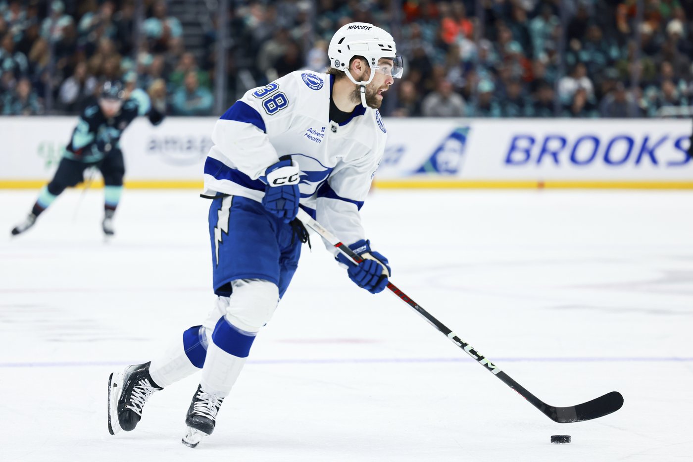Hagel scores 2, Guentzel has goal and assist as Lightning beat Kraken 5-1 | iNFOnews.ca