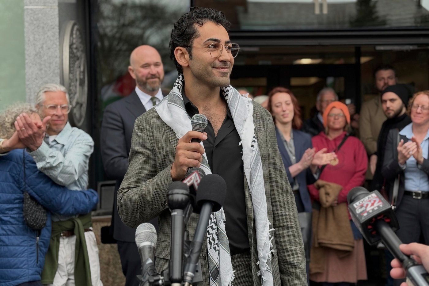 A Palestinian student at Columbia is freed after his arrest at a citizenship interview | iNFOnews.ca A Palestinian student at Columbia is freed after his arrest at a citizenship interview | iNFOnews.ca