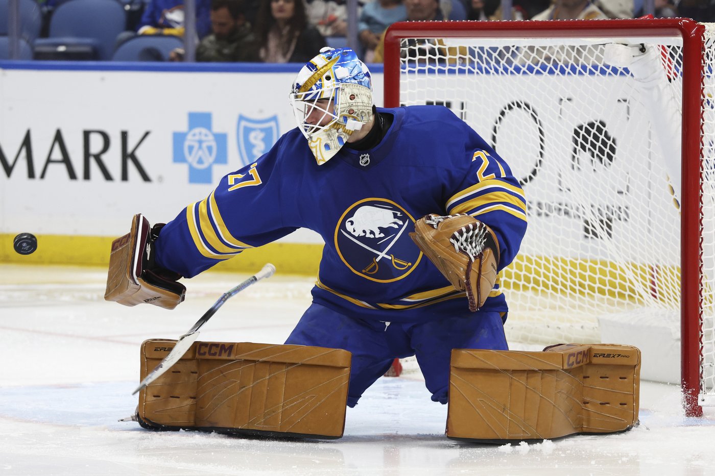 Thompson scores go-ahead goal, and Sabres end season-opening 3-game skid with 5-2 win over Panthers | iNFOnews.ca Thompson scores go-ahead goal, and Sabres end season-opening 3-game skid with 5-2 win over Panthers | iNFOnews.ca