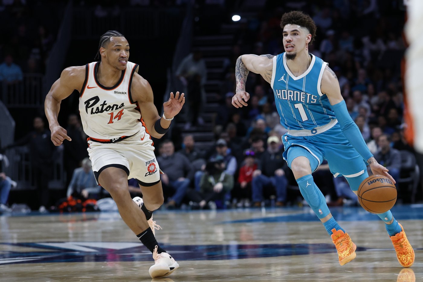 Charlotte's LaMelo Ball turns heads as he arrives to game in Scooby-Doo's 'The Mystery Machine' | iNFOnews.ca Charlotte's LaMelo Ball turns heads as he arrives to game in Scooby-Doo's 'The Mystery Machine' | iNFOnews.ca