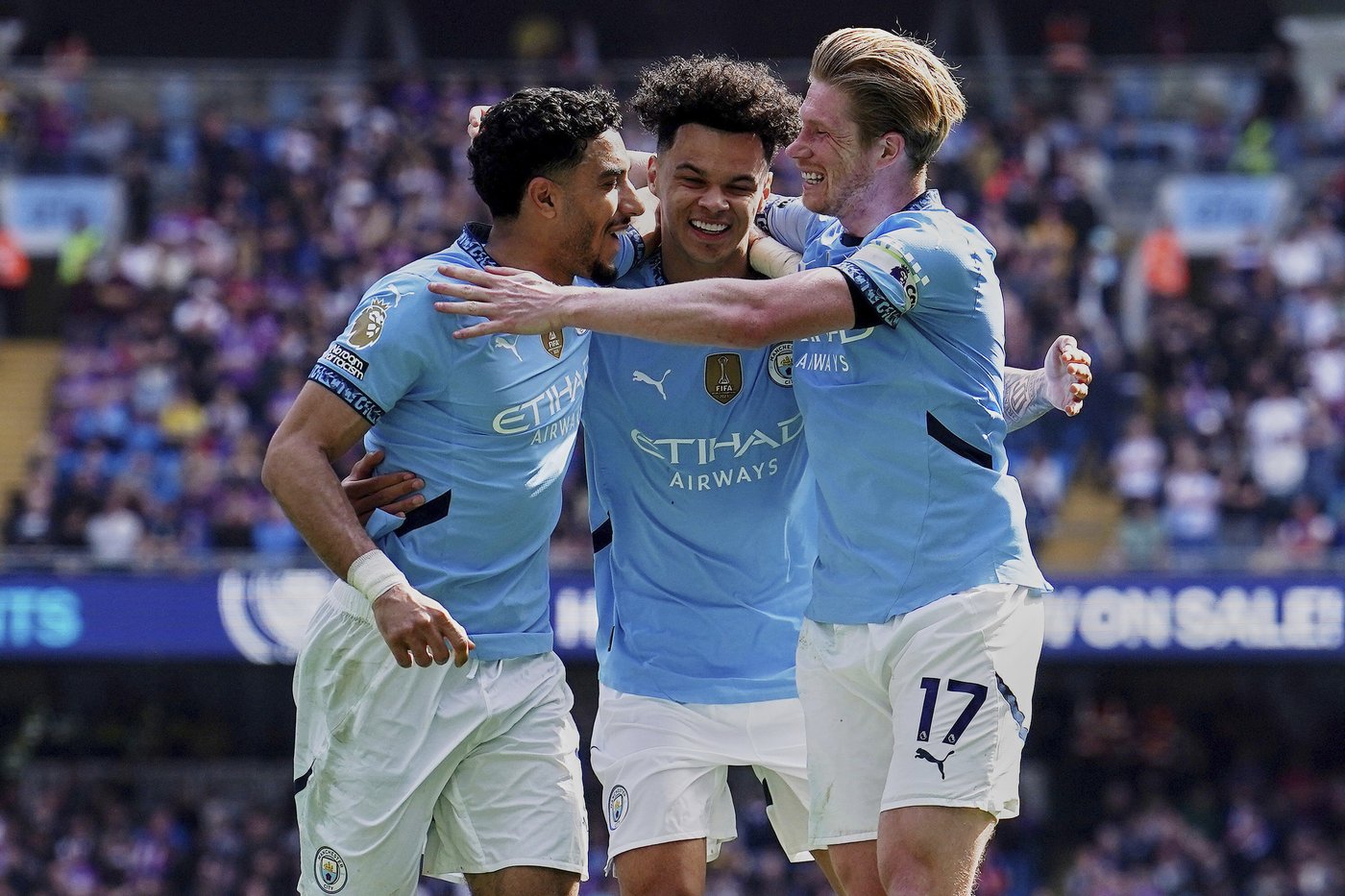 Top-5 race, Conference League push and Salah stats: What’s still at stake in the Premier League? | iNFOnews.ca