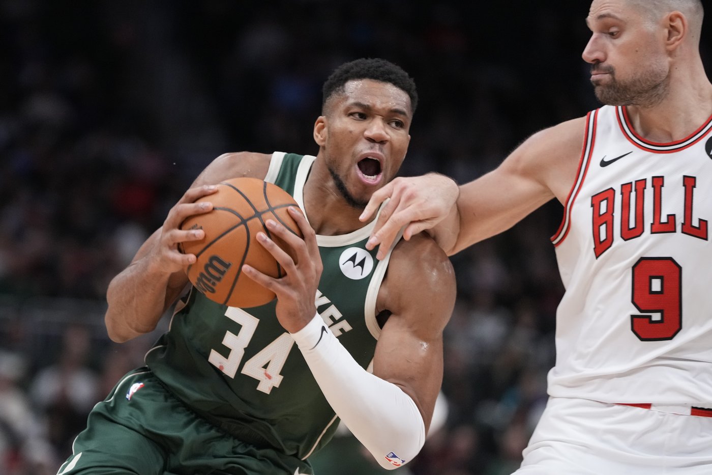 Antetokounmpo scores 41 points as Bucks beat Bulls 122-106 for 4th win in 5 games | iNFOnews.ca