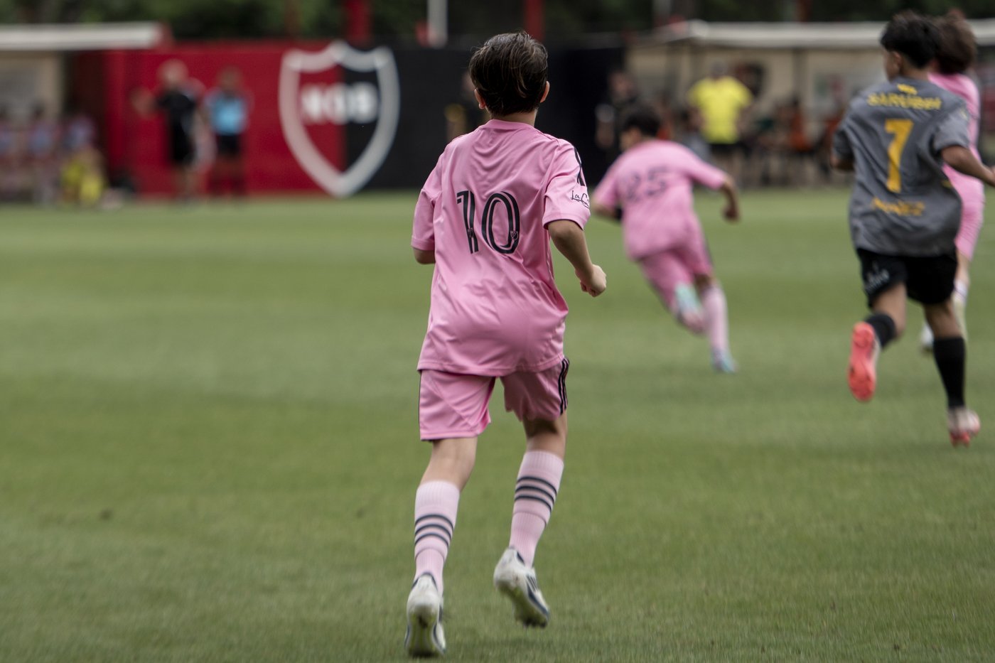 Messi's son debuts at Argentina youth tournament as grandparents watch | iNFOnews.ca
