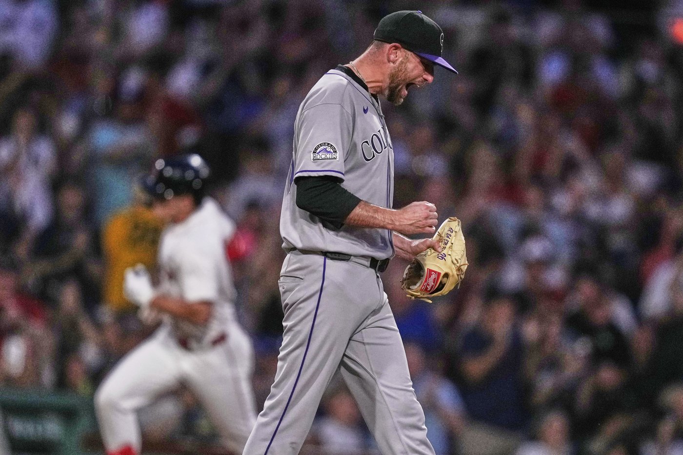Red Sox hit 3 home runs, power past Rockies 9-3 to post 4th straight victory | iNFOnews.ca