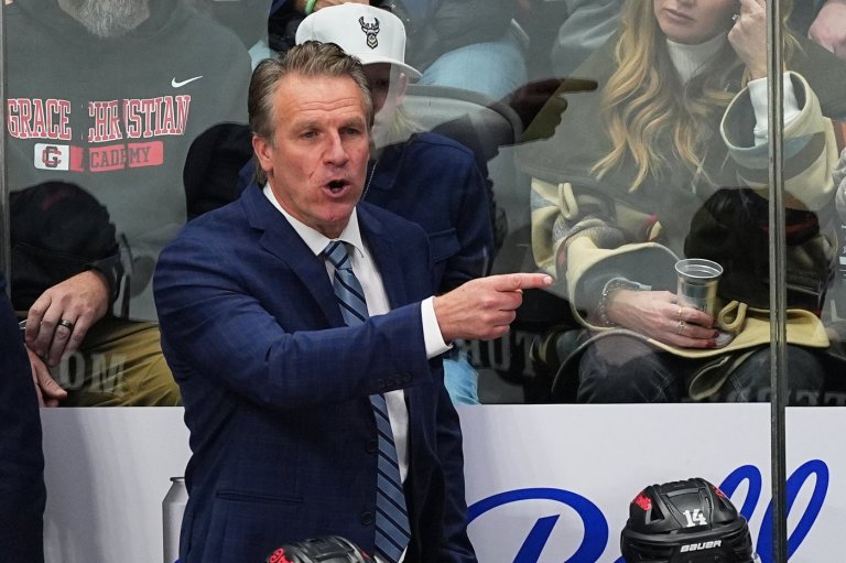 Mixed reactions to Maple Leafs' hiring of head coach Jim Hiller | iNFOnews.ca