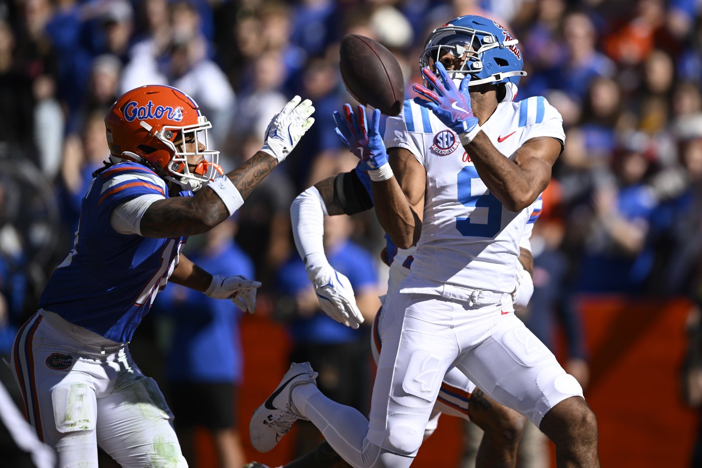 Ole Miss WR Tre Harris appears to injure his groin in his first game back in six weeks | iNFOnews.ca Ole Miss WR Tre Harris appears to injure his groin in his first game back in six weeks | iNFOnews.ca