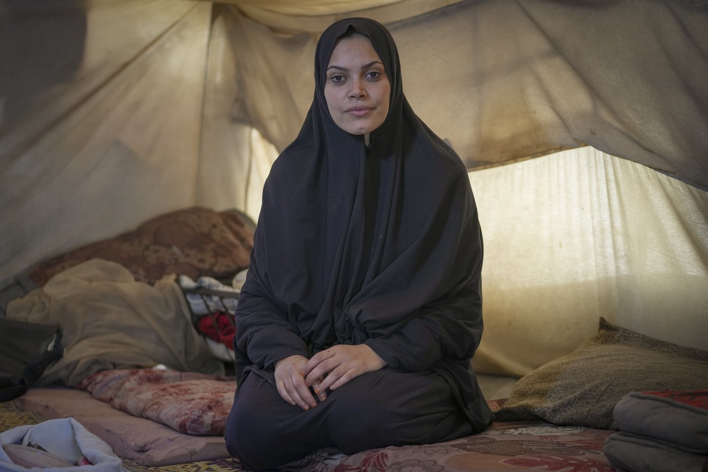 In Gaza's crowded tent camps, women wrestle with a life stripped of privacy | iNFOnews.ca