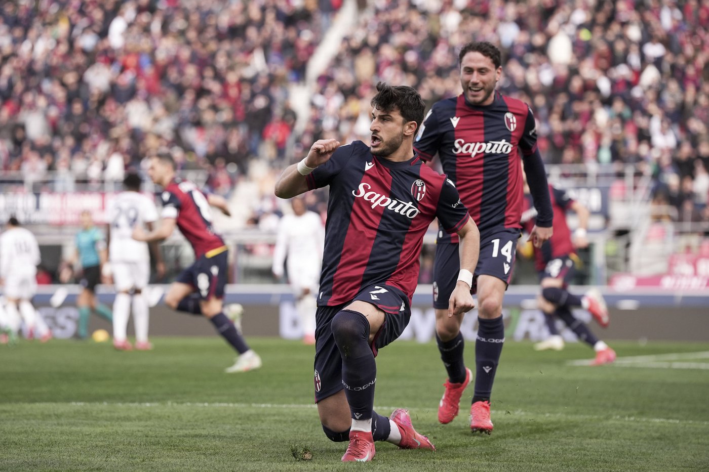 Bologna beats Cagliari to boost hopes of top-four finish in Serie A | iNFOnews.ca