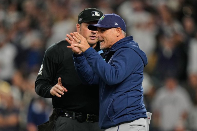 Nic Lentz and Gabe Morales to make World Series umpiring debuts, part of crew headed by James Hoye | iNFOnews.ca