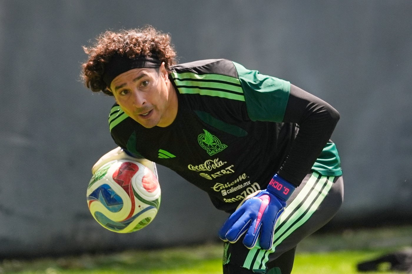 Mexico goalkeeper Guillermo Ochoa eyes an emotional farewell after the World Cup | iNFOnews.ca