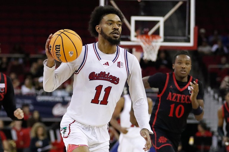 NCAA permanently revokes eligibility of 3 players for betting on their own games | iNFOnews.ca