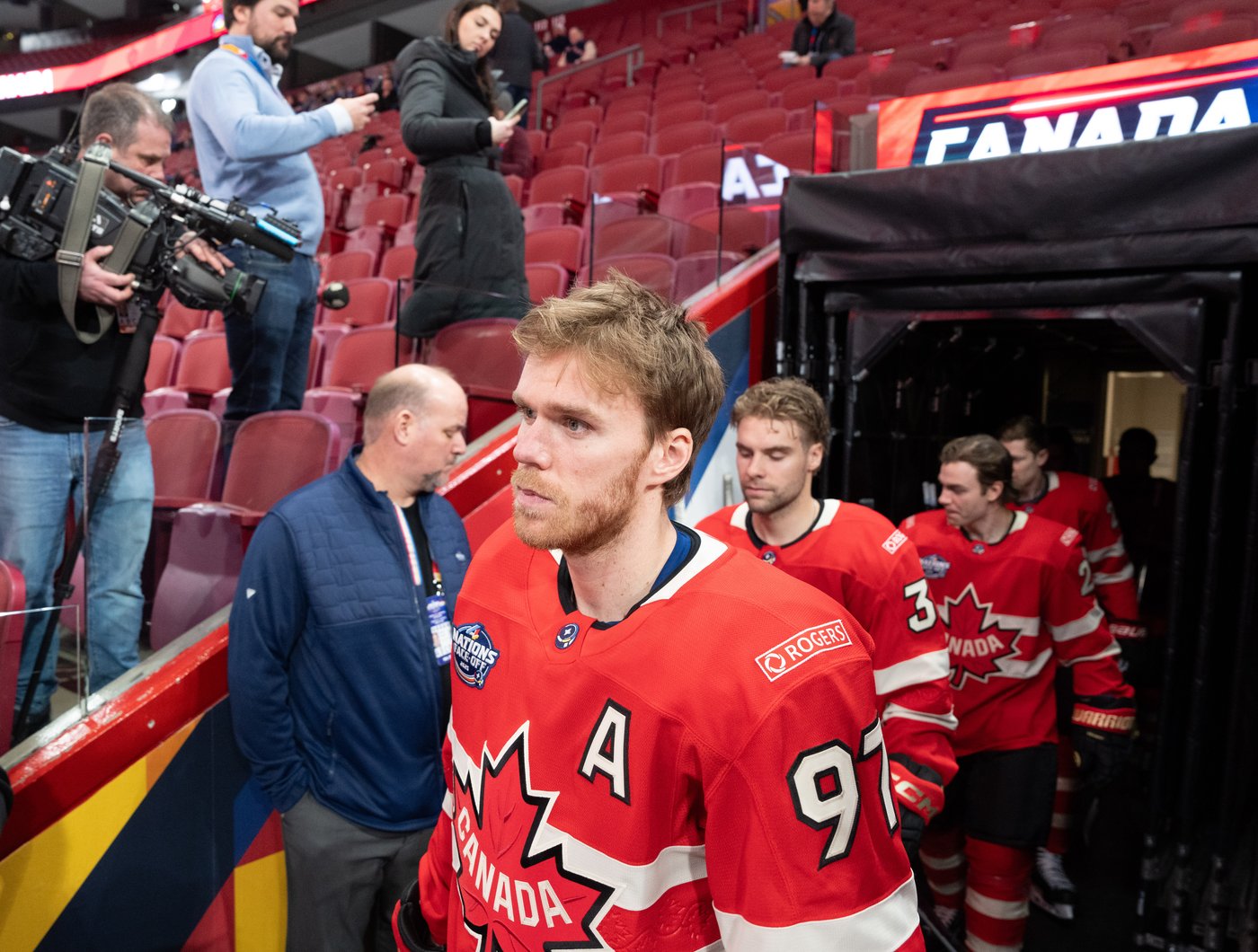 NHL stars put rivalries aside for common goal of winning 4 Nations Face-Off | iNFOnews.ca