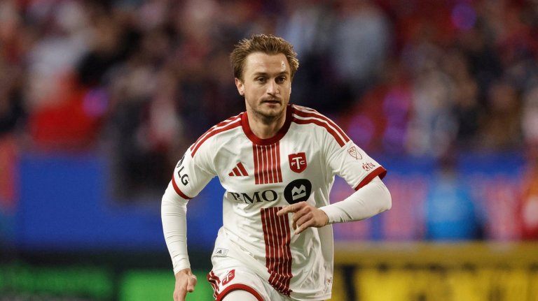 TFC midfielder Mihailovic out approximately eight weeks with pelvic stress fracture | iNFOnews.ca