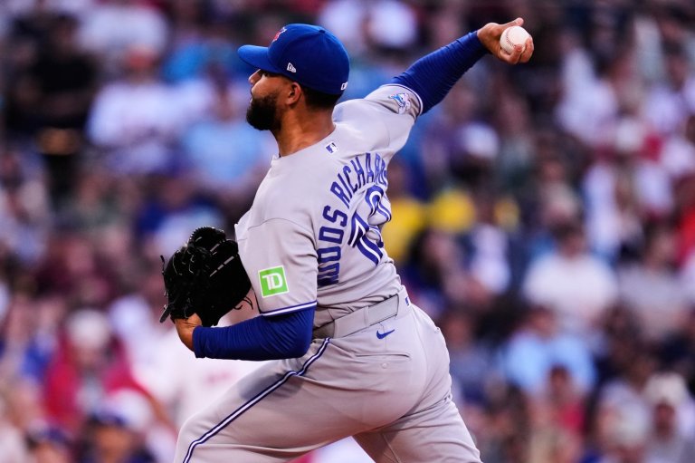 Woods Richardson, McAdoo back with Blue Jays for series opener against Red Sox | iNFOnews.ca