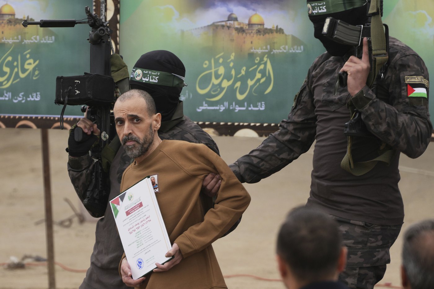 Hamas releases 3 frail-looking Israeli hostages for Palestinian prisoners under Gaza ceasefire | iNFOnews.ca Hamas releases 3 frail-looking Israeli hostages for Palestinian prisoners under Gaza ceasefire | iNFOnews.ca