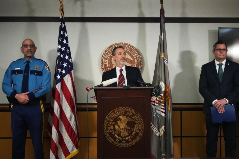 Justice Department seeks to isolate Alaska ballots as criminal probe underway over Senate candidate | iNFOnews.ca