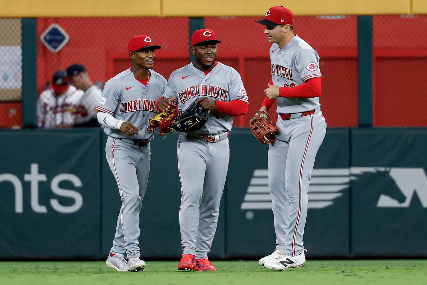 Elly De La Cruz hits 30th homer and Reds rally for 7-6 win over Braves, who lock up NL's No. 3 seed | iNFOnews.ca Elly De La Cruz hits 30th homer and Reds rally for 7-6 win over Braves, who lock up NL's No. 3 seed | iNFOnews.ca