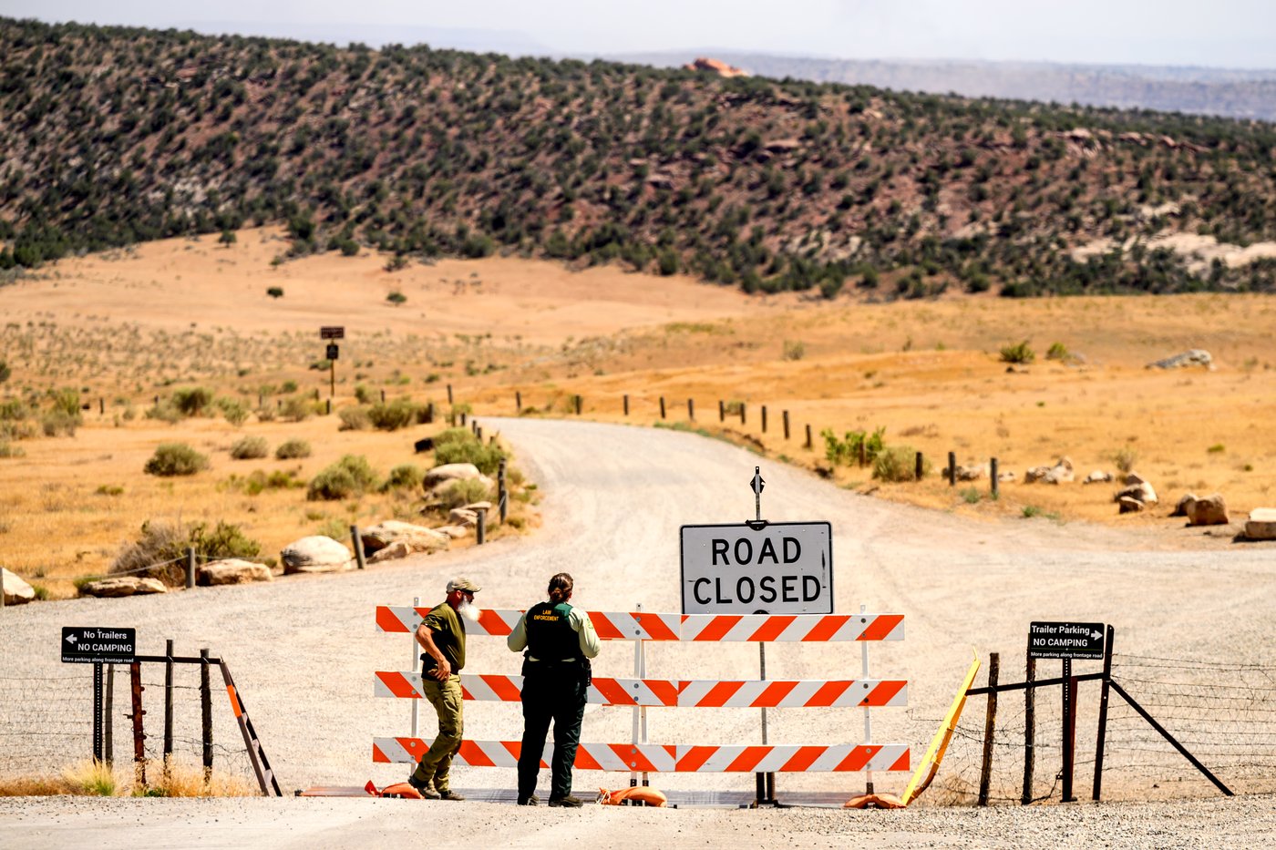 3 firefighters killed in Colorado as wildfires stoked by heat, wind rage across the West | iNFOnews.ca