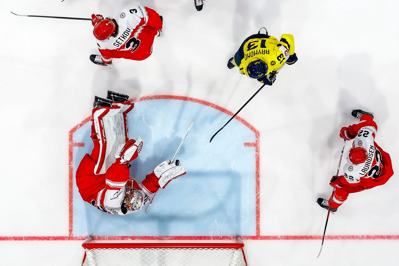 Defending champion US rebounds from loss to Switzerland by beating Britain 5-1 at ice hockey worlds | iNFOnews.ca Defending champion US rebounds from loss to Switzerland by beating Britain 5-1 at ice hockey worlds | iNFOnews.ca