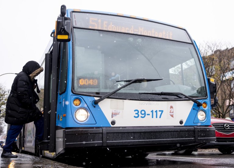 Transit workers in Montreal announce overtime strike through holiday season | iNFOnews.ca