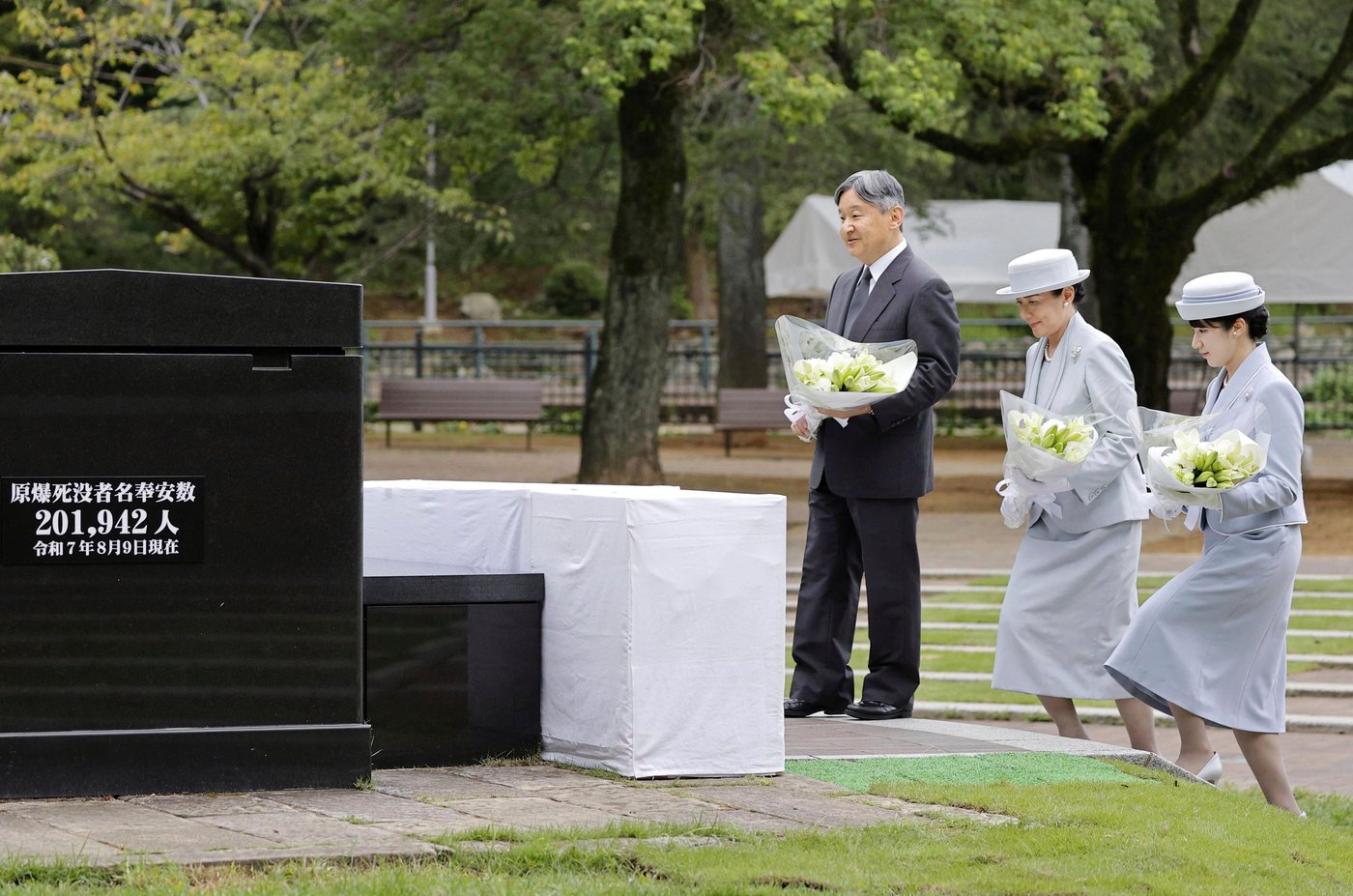 Japan’s imperial family pays respects to Nagasaki victims 80 years after atomic bombing | iNFOnews.ca