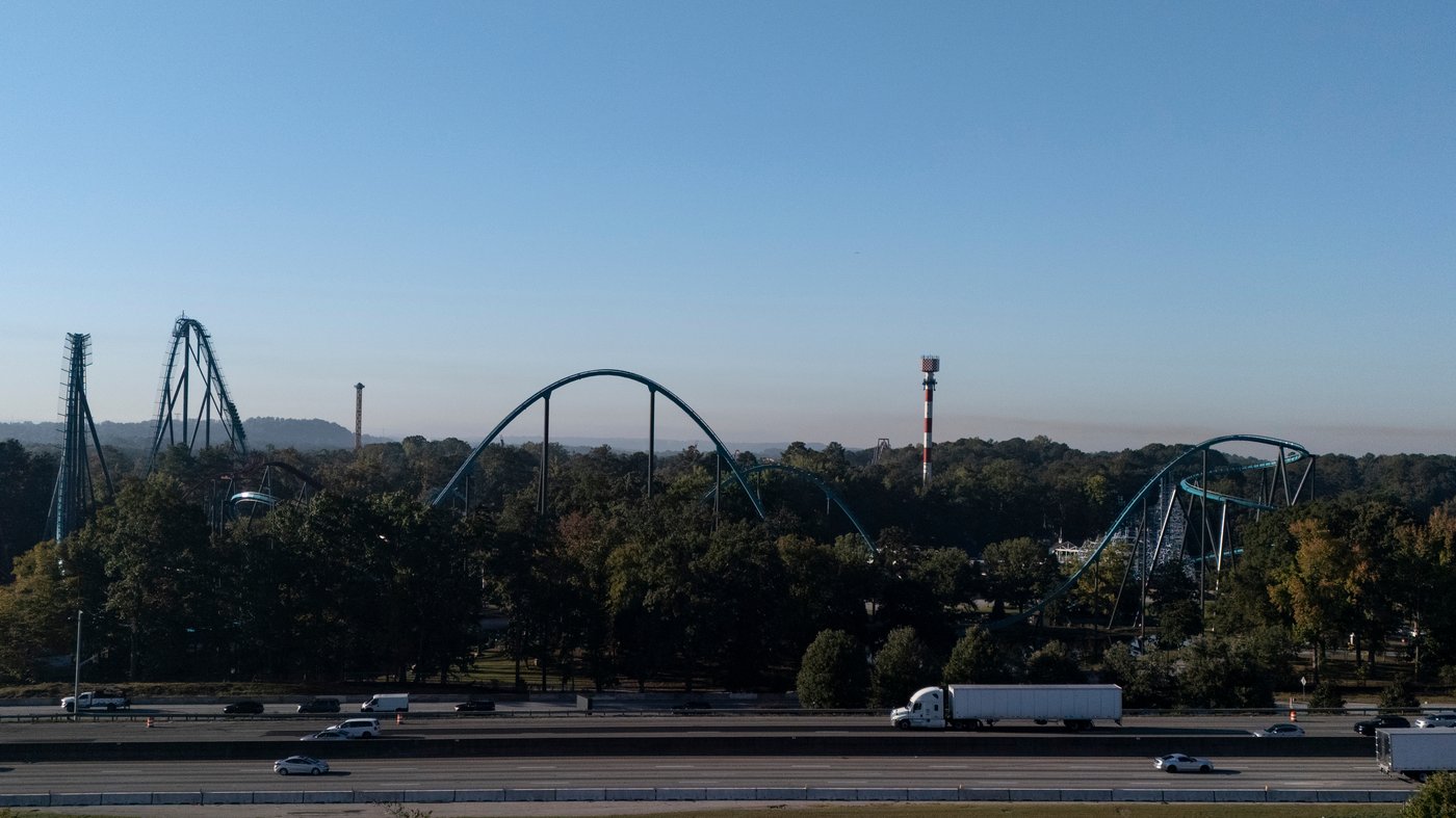 Visitors witness a man being thrown to his death from a Six Flags roller coaster in Georgia | iNFOnews.ca
