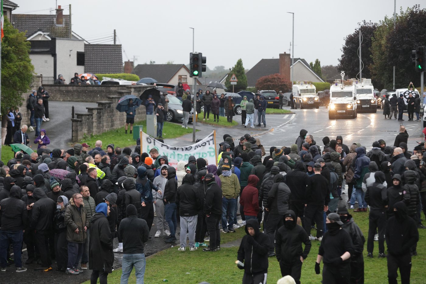 Tensions run high in Northern Ireland after contentious march blocked from historic flashpoint | iNFOnews.ca