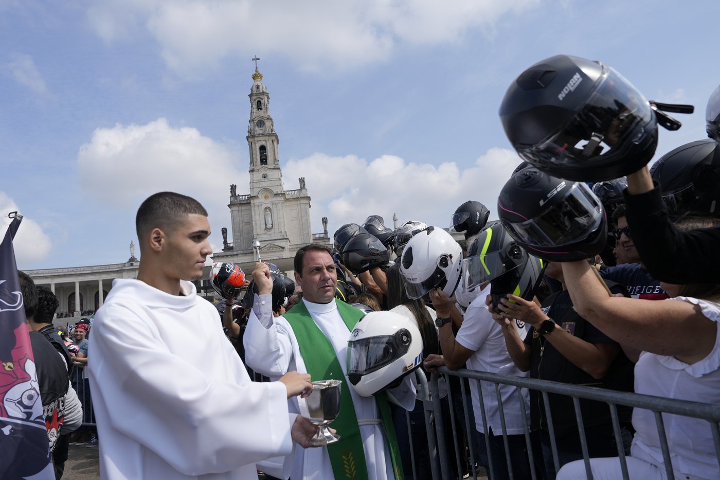 An estimated 180,000 motorcyclists converge at Portuguese shrine to have their helmets blessed. | iNFOnews.ca