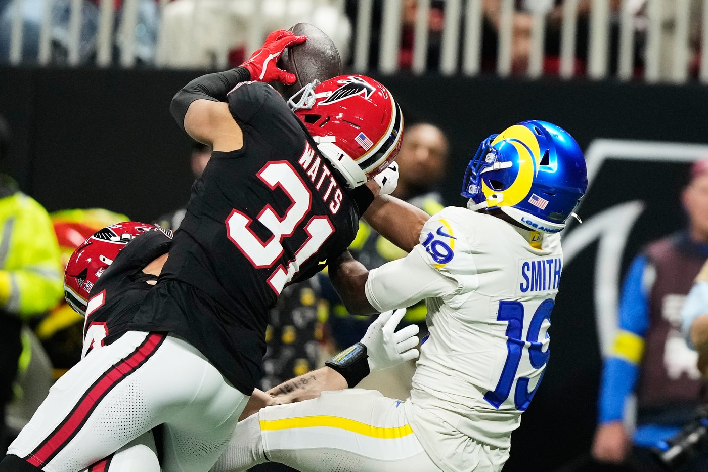 Bijan Robinson, Falcons finishing strong with 3rd straight win after elimination from playoffs | iNFOnews.ca