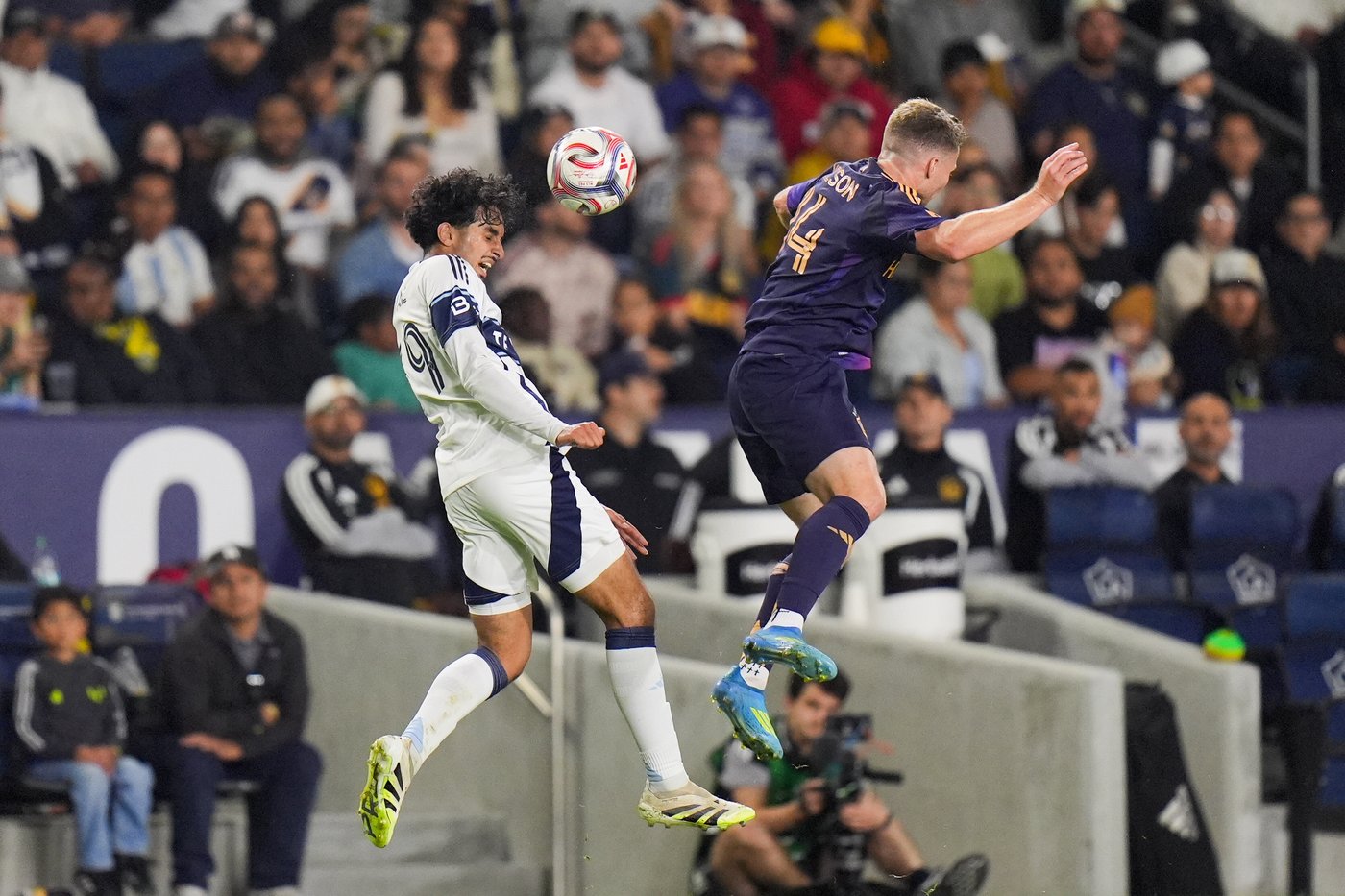 Laborda scores goal in 82nd minute as Whitecaps tie Galaxy 1-1 | iNFOnews.ca