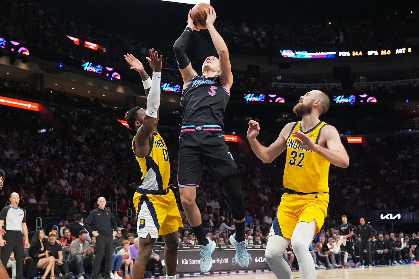 Heat run away in 4th quarter and beat Pacers 142-116 to hand Indiana its 8th straight loss | iNFOnews.ca Heat run away in 4th quarter and beat Pacers 142-116 to hand Indiana its 8th straight loss | iNFOnews.ca