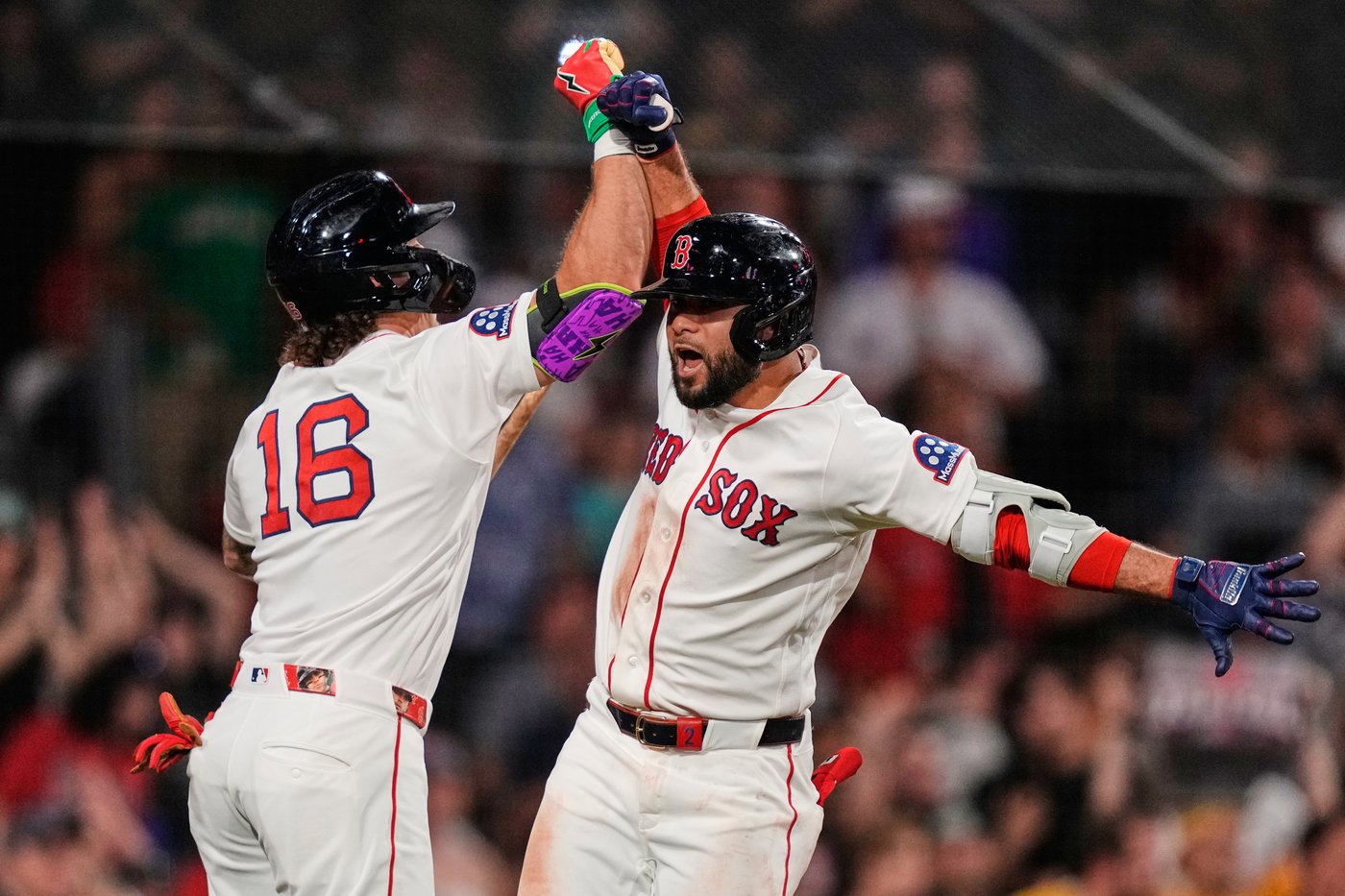 Michael Harris II homers, has 4 hits to help Braves outlast Red Sox 7-6 | iNFOnews.ca