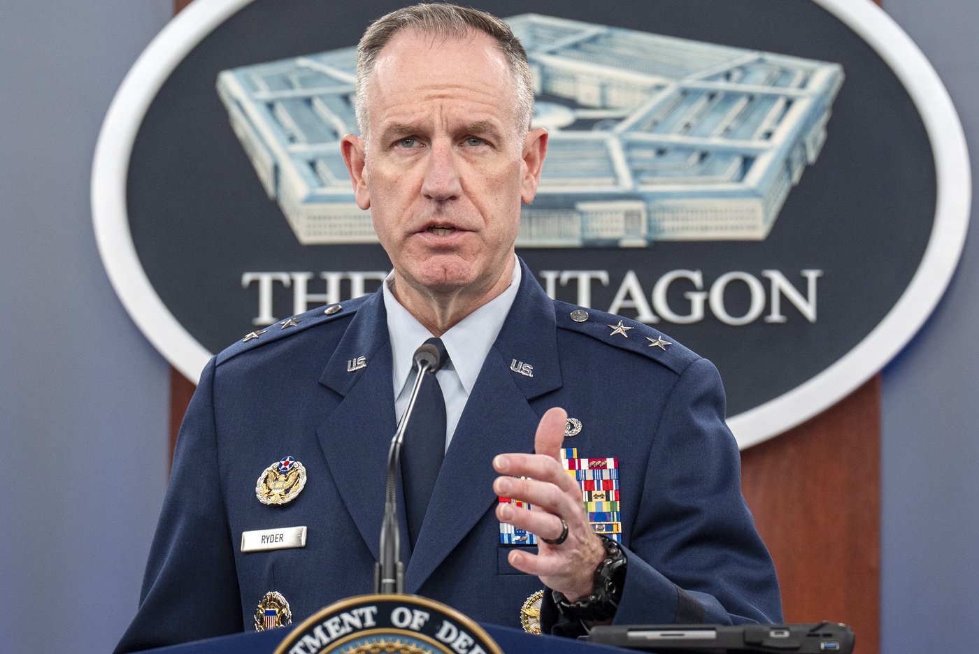 Pentagon warns that a government shutdown will cost troops their pay over the holidays | iNFOnews.ca Pentagon warns that a government shutdown will cost troops their pay over the holidays | iNFOnews.ca
