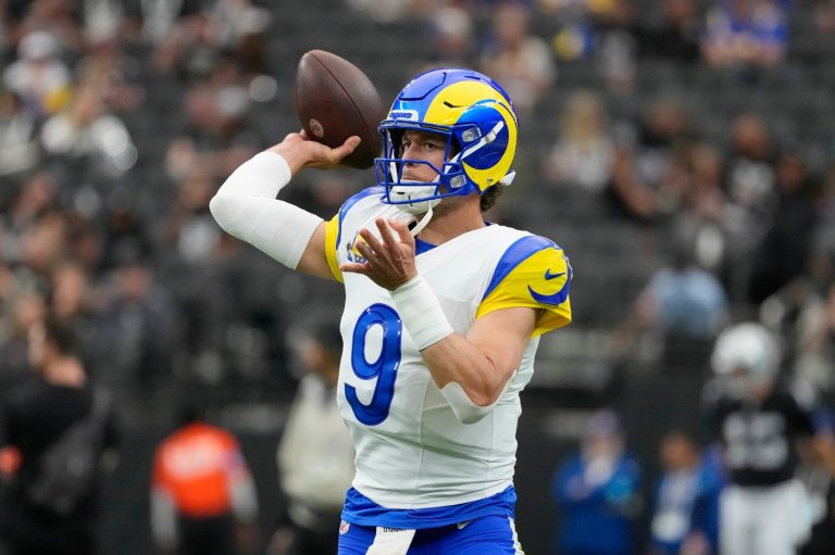 Matthew Stafford breaks Rams franchise record for touchdown passes | iNFOnews.ca
