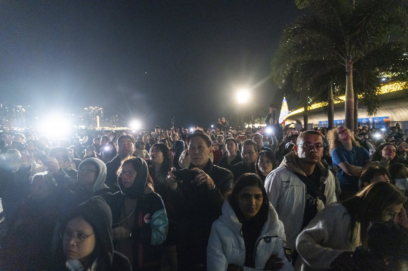 Hundreds gathered in Hong Kong for the city's first pyrotechnics drone show | iNFOnews.ca
