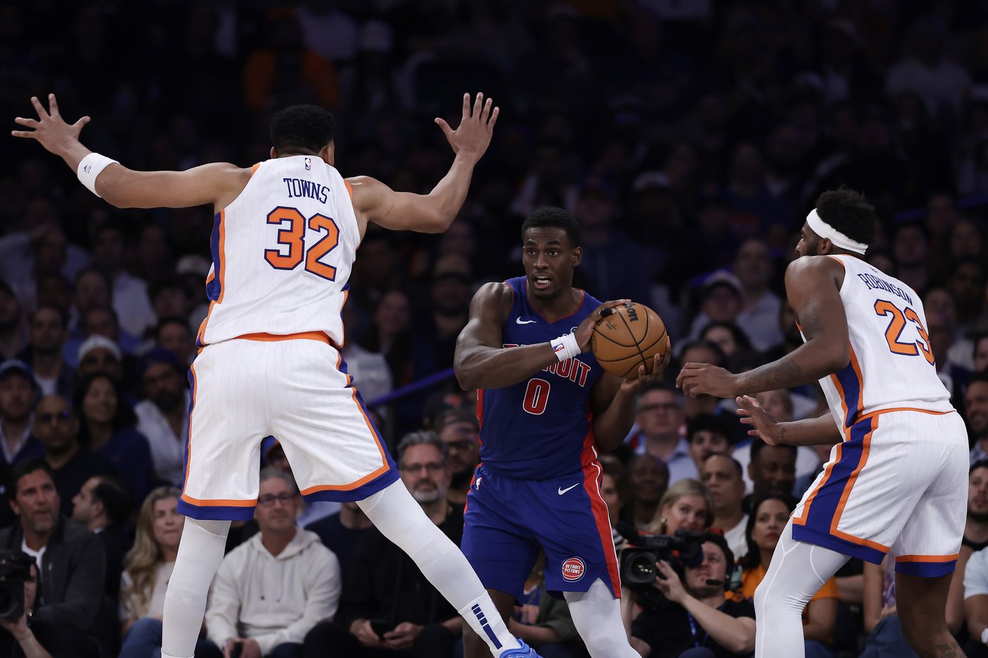 Pistons beat Knicks 106-103 in Game 5 to stay alive in the first-round series | iNFOnews.ca