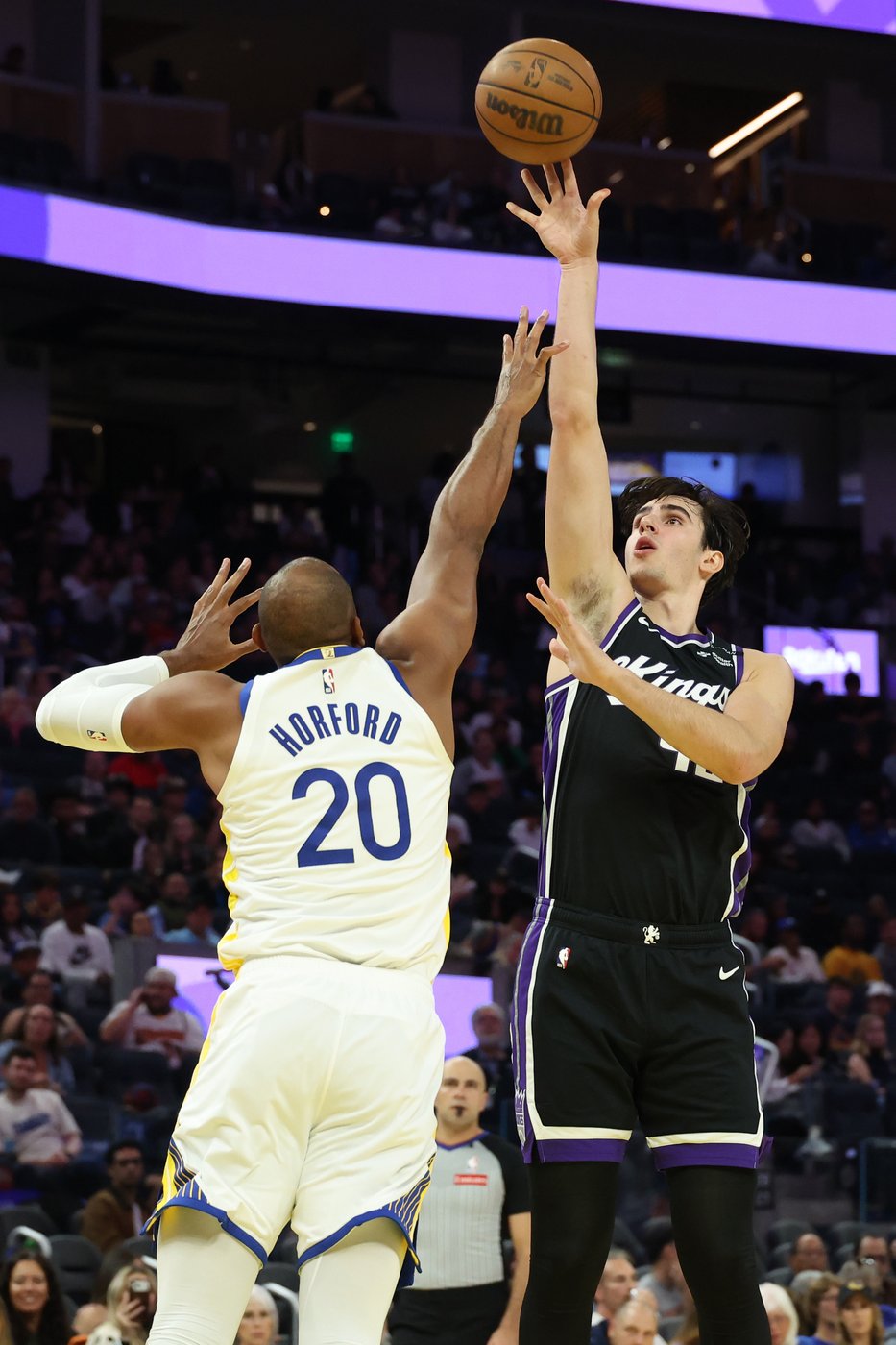 Kings center Maxime Raynaud injures patella in right knee and will be reevaluated in about two weeks | iNFOnews.ca
