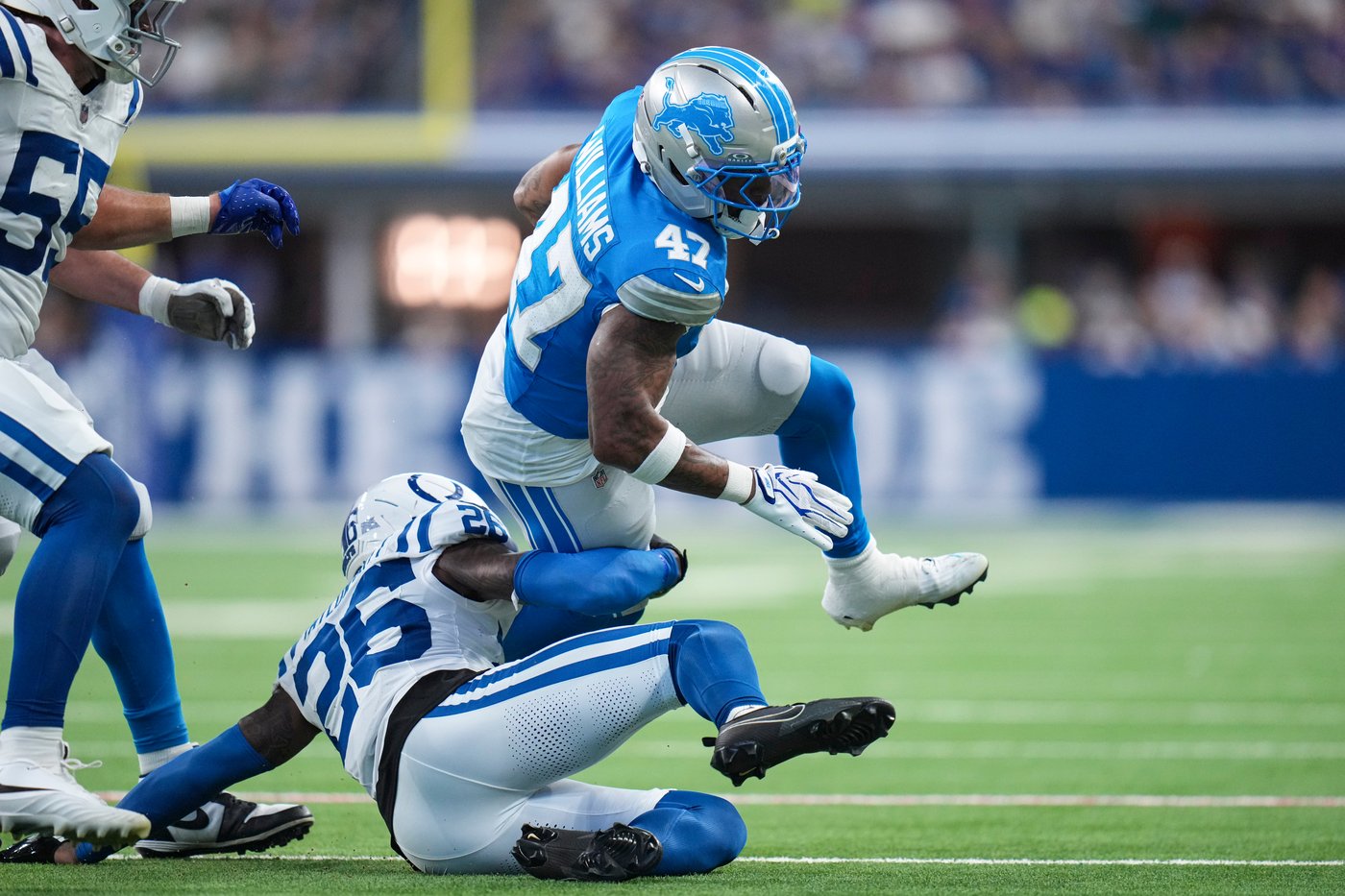 Dobbs makes his case to be Goff's backup by taking Lions on 3 TD drives in 25-16 win over Colts | iNFOnews.ca Dobbs makes his case to be Goff's backup by taking Lions on 3 TD drives in 25-16 win over Colts | iNFOnews.ca