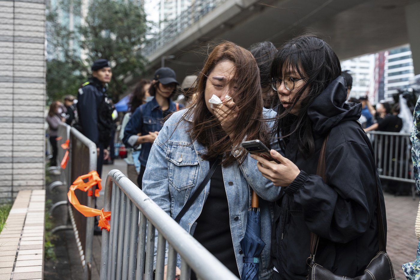 45 pro-democracy activists get 4 to 10 years in prison in Hong Kong's biggest national security case | iNFOnews.ca